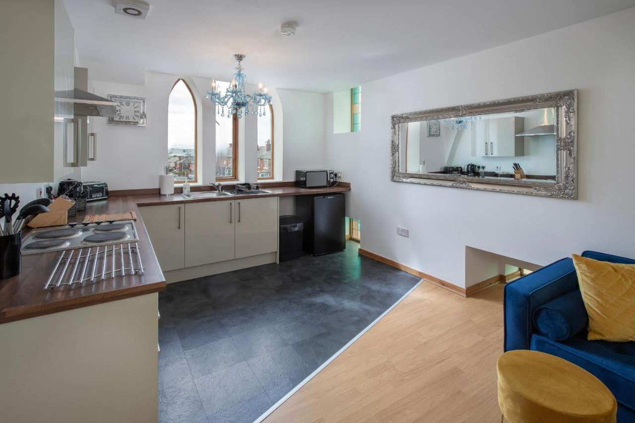 Elegant Church Conversion Close To Blackpool Tower Екстериор снимка