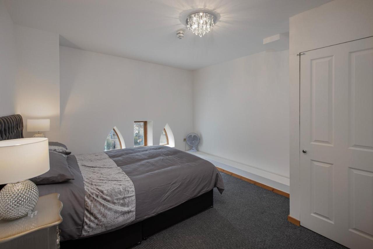 Elegant Church Conversion Close To Blackpool Tower Екстериор снимка