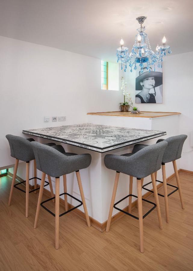 Elegant Church Conversion Close To Blackpool Tower Екстериор снимка